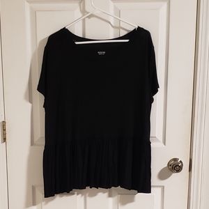 5/$30 SALE! Black peplum ruffle top (W2)